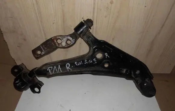 Nissan Primera Front lower control arm/wishbone 65566556