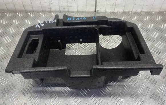 Audi A5 Other trunk/boot trim element 8W0012169K