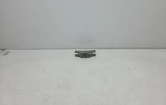Volkswagen Golf VI Fuel Injector clamp holder 03L216