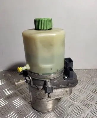 Skoda Fabia Mk2 (5J) Power steering pump 6R0423156 6R1423051 6Q1423051CA