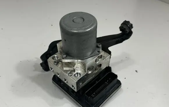 BMW X3 G01 ABS Pump 6870621 5A976D2