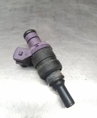 Mercedes-Benz C W203 Fuel injector 0000787249