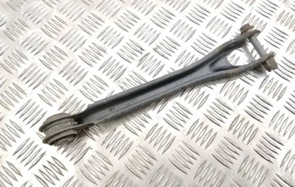 Mercedes-Benz CLS C218 AMG Rear control arm A2043521205