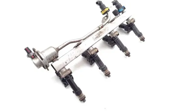 Opel Meriva B Fuel injectors set 55577580 0280151267 0280158205