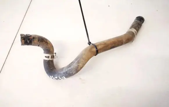 Toyota Avensis Verso Engine coolant pipe/hose