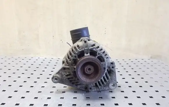 Audi A6 S6 C4 4A Generator/alternator