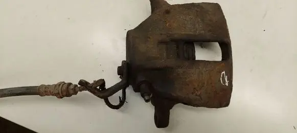 Volkswagen PASSAT B4 Front brake caliper
