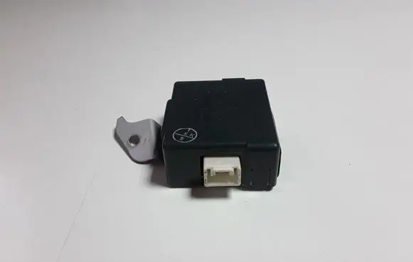 Toyota Hilux (AN10, AN20, AN30) Door central lock control unit/module 8974160341