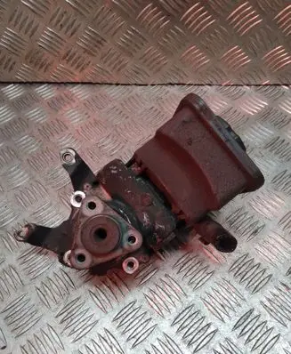 BMW 3 E46 Power steering pump 6756575