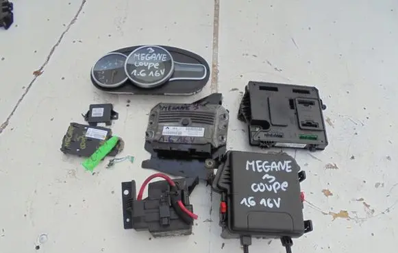 Renault Megane III Engine control unit/module ECU
