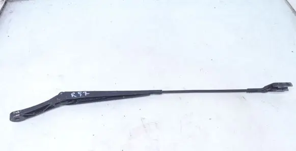 Volkswagen PASSAT B6 Windshield/front glass wiper blade 3C1955410B