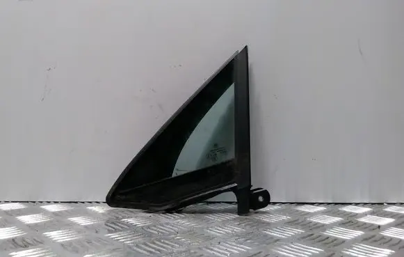 Volkswagen PASSAT B8 Front door vent window glass four-door 3G0845113C