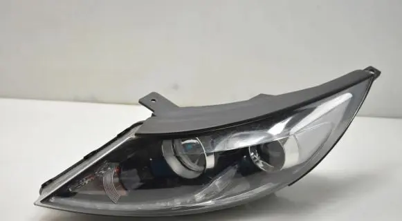 KIA Sportage Headlight/headlamp 921013U310