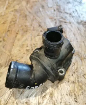 Mercedes-Benz B W245 Engine coolant pipe/hose A2662030475