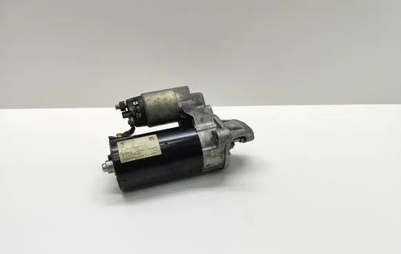 BMW 5 E60 E61 Starter motor 7796892 779689202 12417796892
