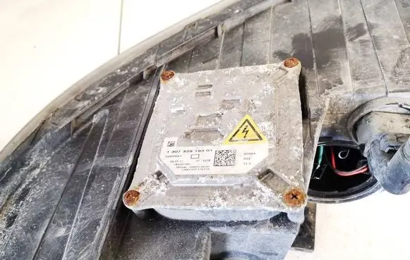 KIA Sorento Headlight ballast module Xenon 130732919301