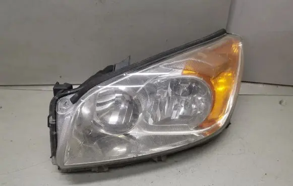 Toyota RAV 4 (XA30) Headlight/headlamp 811500R010