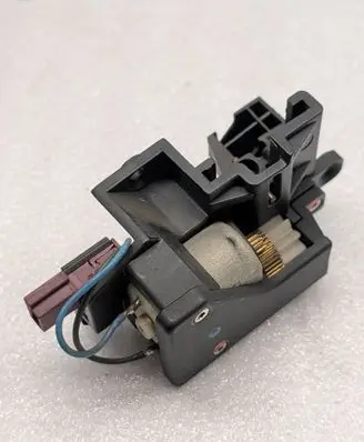 BMW 5 E60 E61 Curtain motor 9918003265