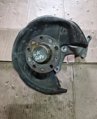 Skoda Yeti (5L) Rear wheel hub NOCODE