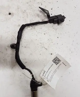 Toyota Avensis T270 Crankshaft position sensor 9091905069 0296001471