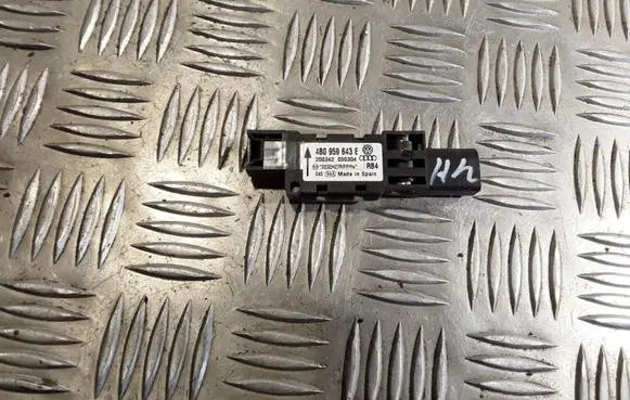 Audi A8 S8 D3 4E Airbag deployment crash/impact sensor 4B0959643E
