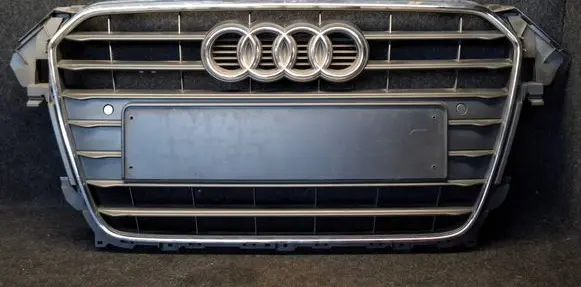 Front bumper upper radiator grill