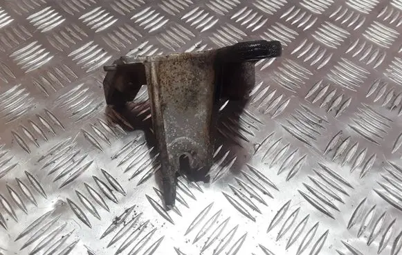 Peugeot 407 Engine mounting bracket 9648584680
