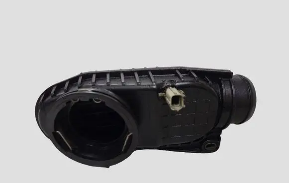 Jaguar XF X250 Air intake hose/pipe 4R806K770AD