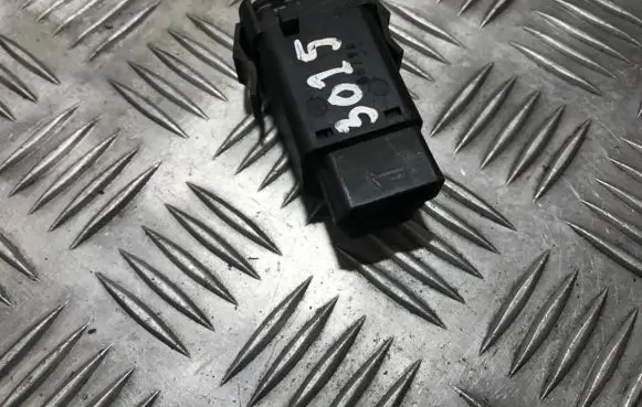 Traction control (ASR) switch