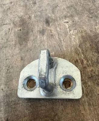 Renault Master III Rear door lock loop/hook striker 122RB