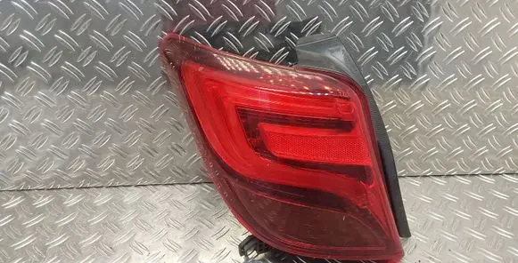 Toyota Yaris Rear/tail lights
