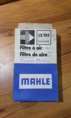 BMW 3 E30 Air filter 8646994