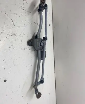 Audi A4 S4 B7 8E 8H Front wiper linkage and motor 0390241509 8E1955119
