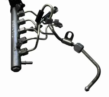 Nissan X-Trail T32 Fuel main line pipe 175216420R