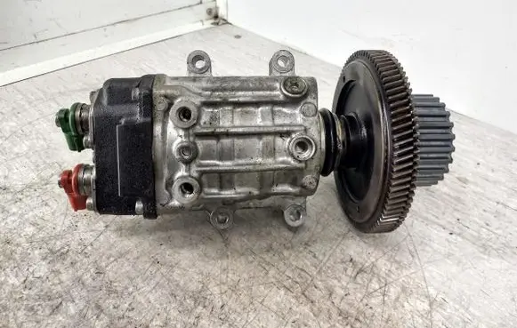 Opel Signum Fuel injection high pressure pump 