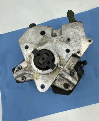 Fuel injection high pressure pump
