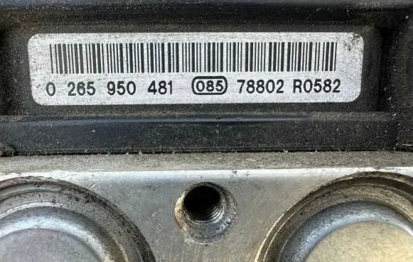 Mercedes-Benz Sprinter W906 ABS Pump 0265235031 A0014462589