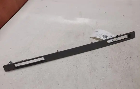 BMW 3 E90 E91 Dashboard glove box trim 7144257 51457130743 0422167210