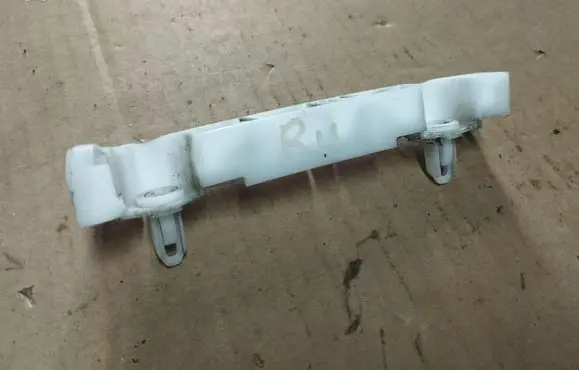 Peugeot 4007 Rear bumper mounting bracket