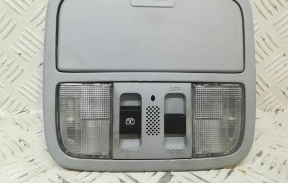 Honda CR-V Front seat light