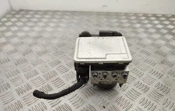 Skoda Octavia Mk3 (5E) ABS Pump 5Q0614517AM