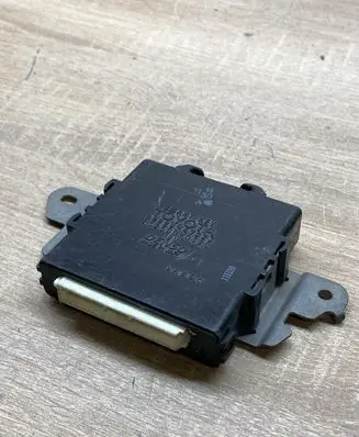 Toyota Prius (XW20) CAS control unit/module 8999047023
