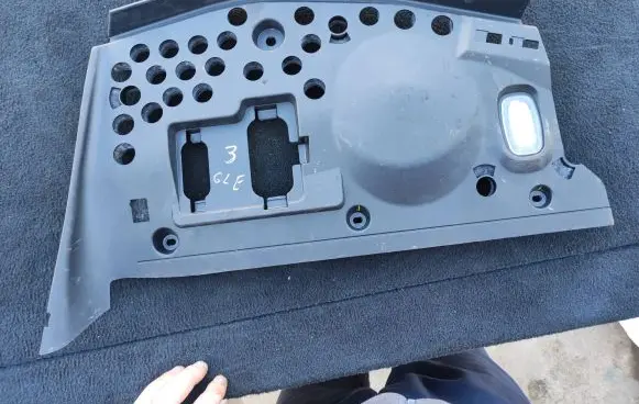 Mercedes-Benz GLE AMG (W166 - C292) Foot area side trim A1666801802 16906064