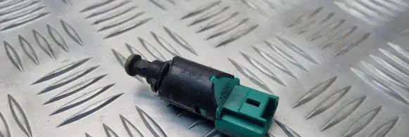 Peugeot 207 CC Brake pedal sensor switch 9650688480