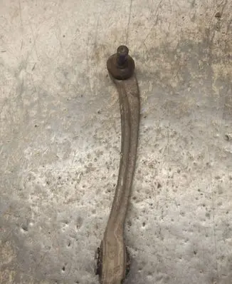 Volkswagen PASSAT B5 Front control arm