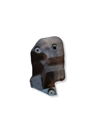 Isuzu D-Max Heat shield in engine bay 