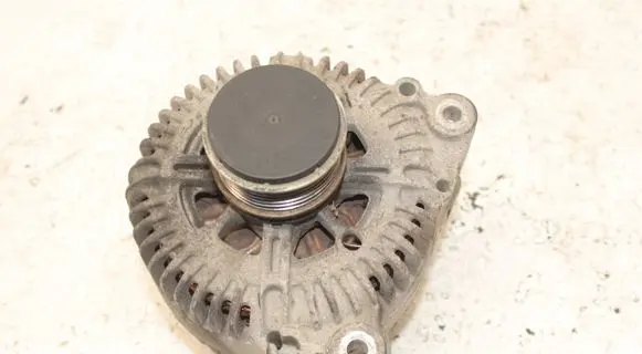 Volkswagen PASSAT B6 Generator/alternator 021903026L