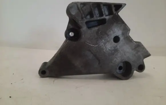 Volkswagen Golf IV Engine mount vacuum valve 03G199207A