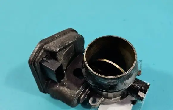 BMW X3 E83 Throttle body valve 780437301 IMPRK1558185