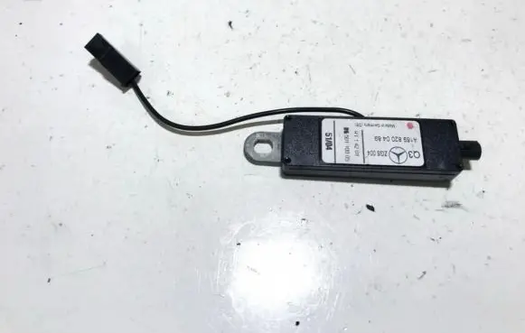 Mercedes-Benz A W169 Antenna control unit 1698200489 50110005